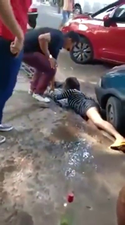 Ne jamais danser avec un gros boulet! Sous peine de finir par terre. Gros FAIL