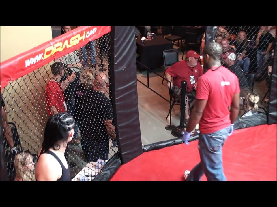 Bobbie Jean Lewis 'BJ' vs Amber Lynn Orr Cage Assult Beatdown IV