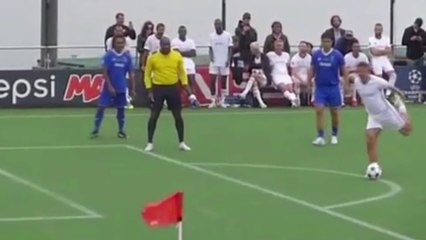 Le génial penalty de Giggs !