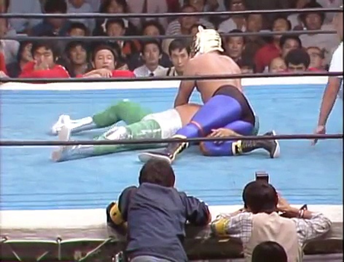 覆面剥ぎマッチ】タイガーマスク vs M・ハリケーン 1981.10.8