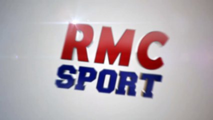 Balotelli tente le dizzy penalty challenge