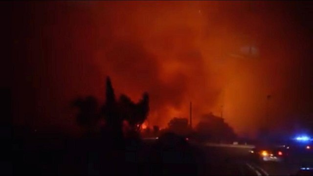 Unos 10.000 evacuados por un incendio en Francia