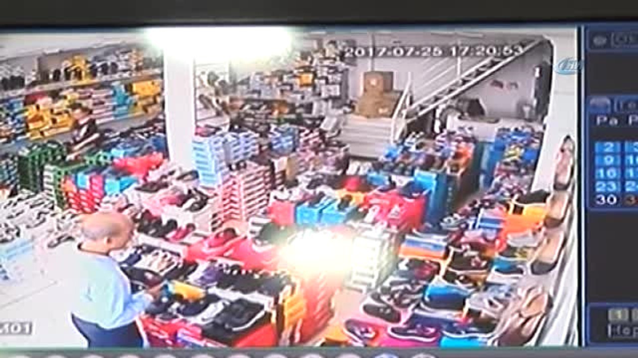 Askere Yardım Bahanesiyle Cep Telefonu Çaldı