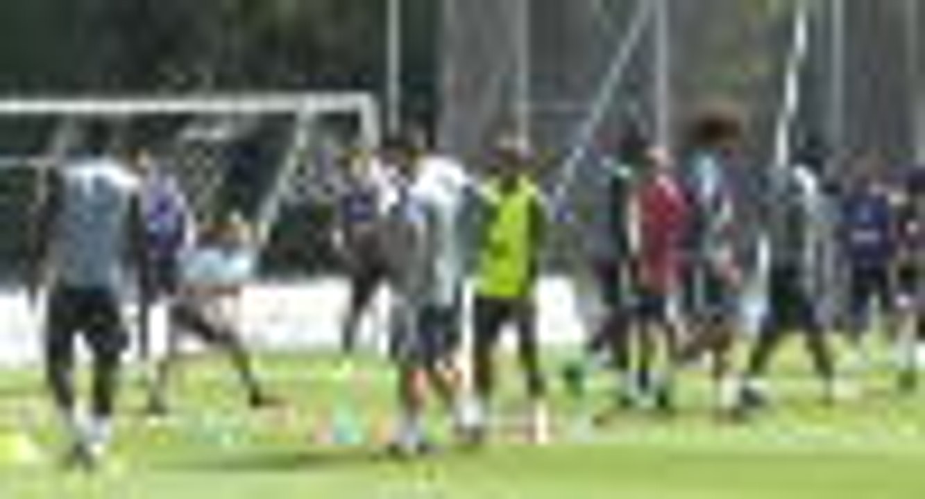 Mourinho - 'I'm waiting for good news' on Man United transfers