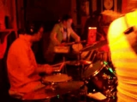 Dr Lombrik and the inutil orchestra au bar V'nB Fougères