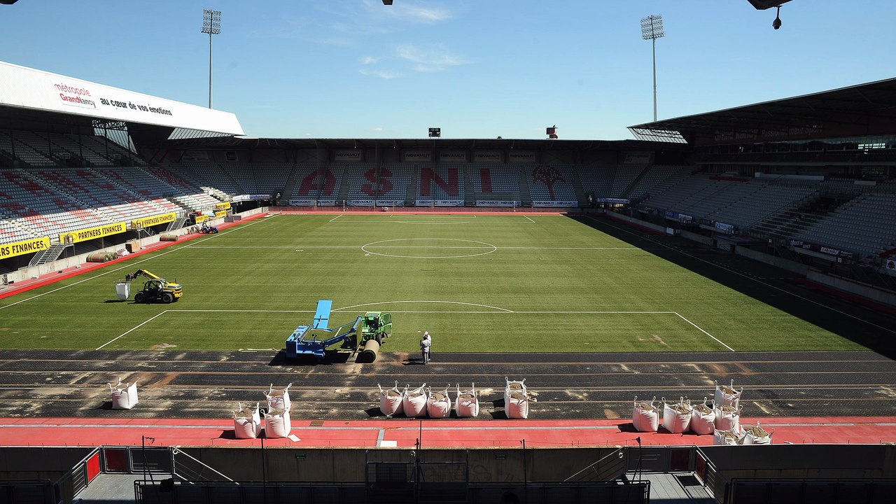 Timelaps Pelouse Stade Picot