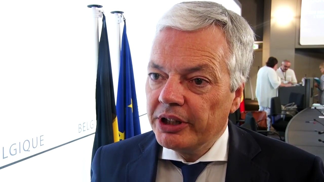 Le gouvernement aboutit enfin à un accord sur l'impôt des societes - interview Didier Reynders