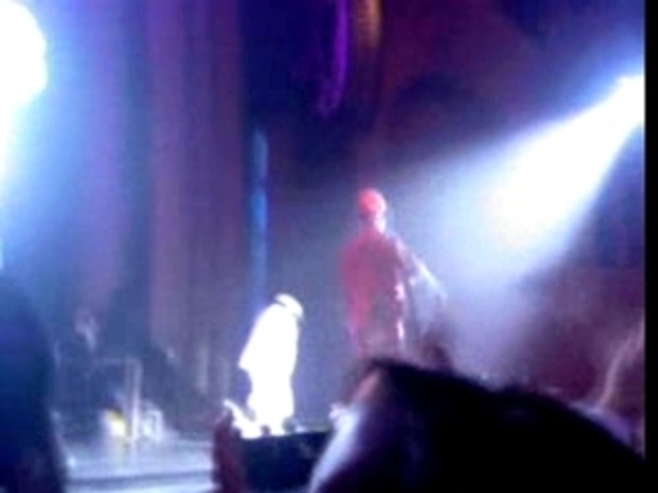 Boyz II Men début du concert a paris AVRIL  2007