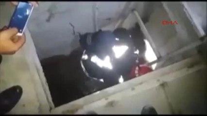 Denizli Fosseptik Çukuruna Düşen Danayı Itfaiye Kurtardı