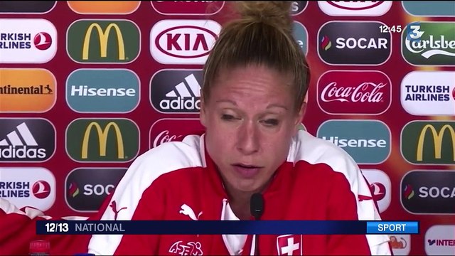 Football : dernier match de poule de l'Euro pour les bleues