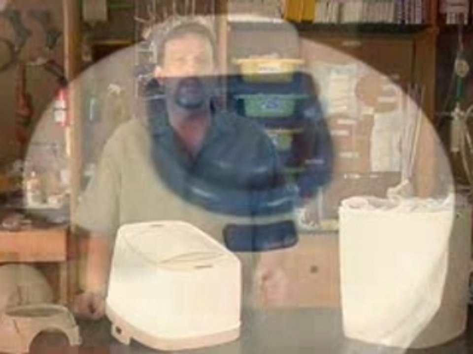 DadLabs Ep 204 Gear Daddy "Touch Free Diaper Pail by Graco"