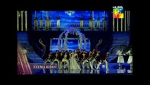 Meray rashke qammar very beautiful performance by reema khan on hum award show