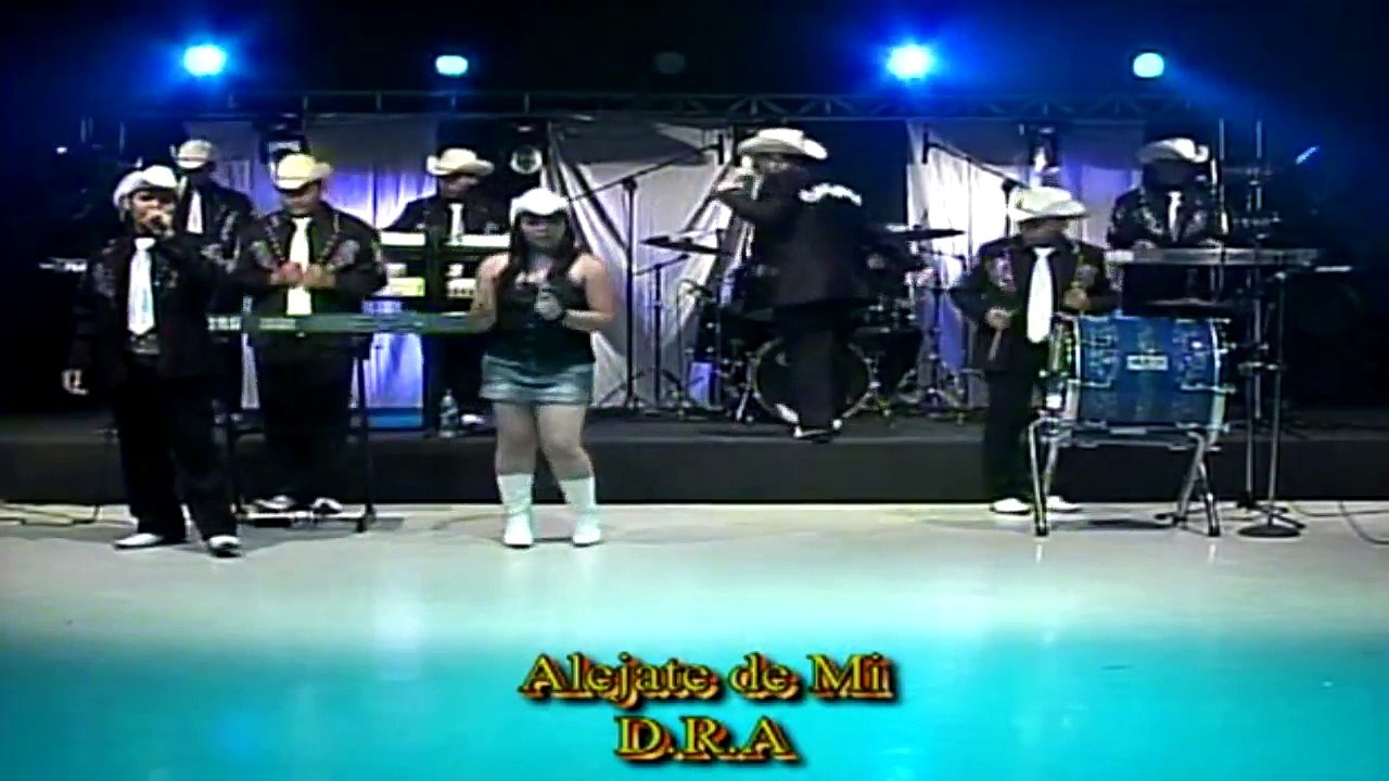 Grupo Brandy El Salvador. Aléjate de mi