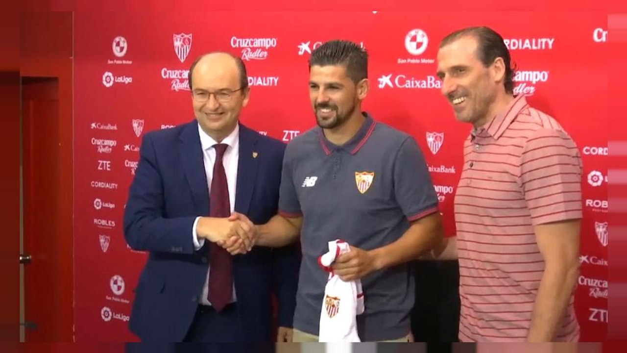Fc sevilla präsentiert nolito
