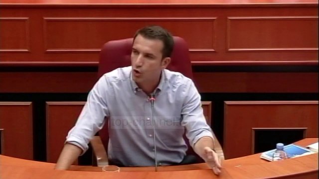 Çmimi i ri i ujit, votohet me 31 vota në Këshillin Bashkiak - Top Channel Albania - News - Lajme