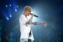 Justin Bieber cancels 'Purpose' tour and hangs with hot pastor