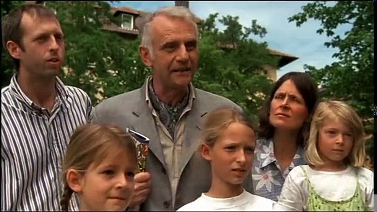 Berlin Berlin S04 E01