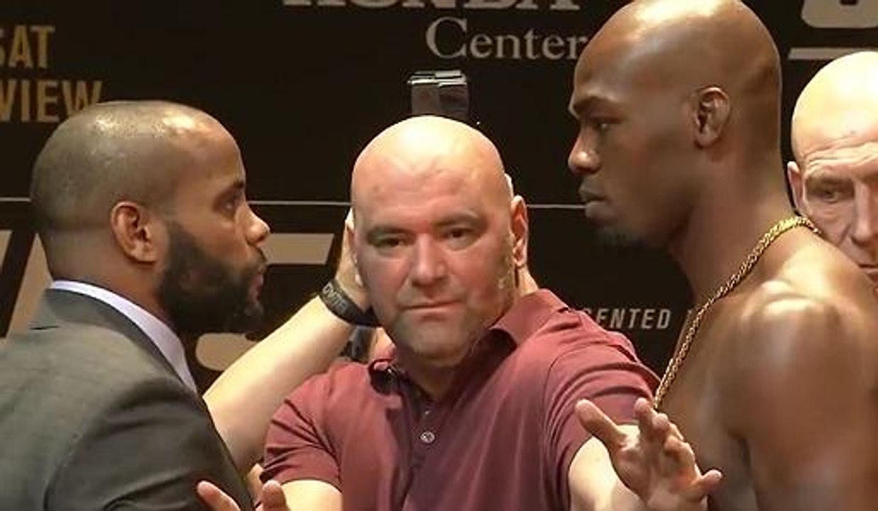 UFC 214: Cormier vs Jones 2 Press Conference Face-off