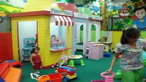 Bola bolas Centro para divertido Niños lugar jugar patio de recreo sala de con Playro