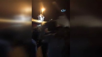 Filistinliler, Mescid-i Aksa Girişindeki Demir Bariyerlerin Kaldırılışını Kutluyor