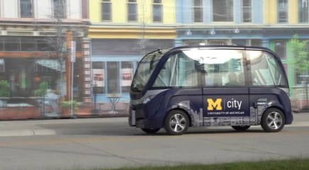 Elektrikle Çalışan Sürücüsüz Servis Araçları Sonbaharda Faaliyete Geçecek