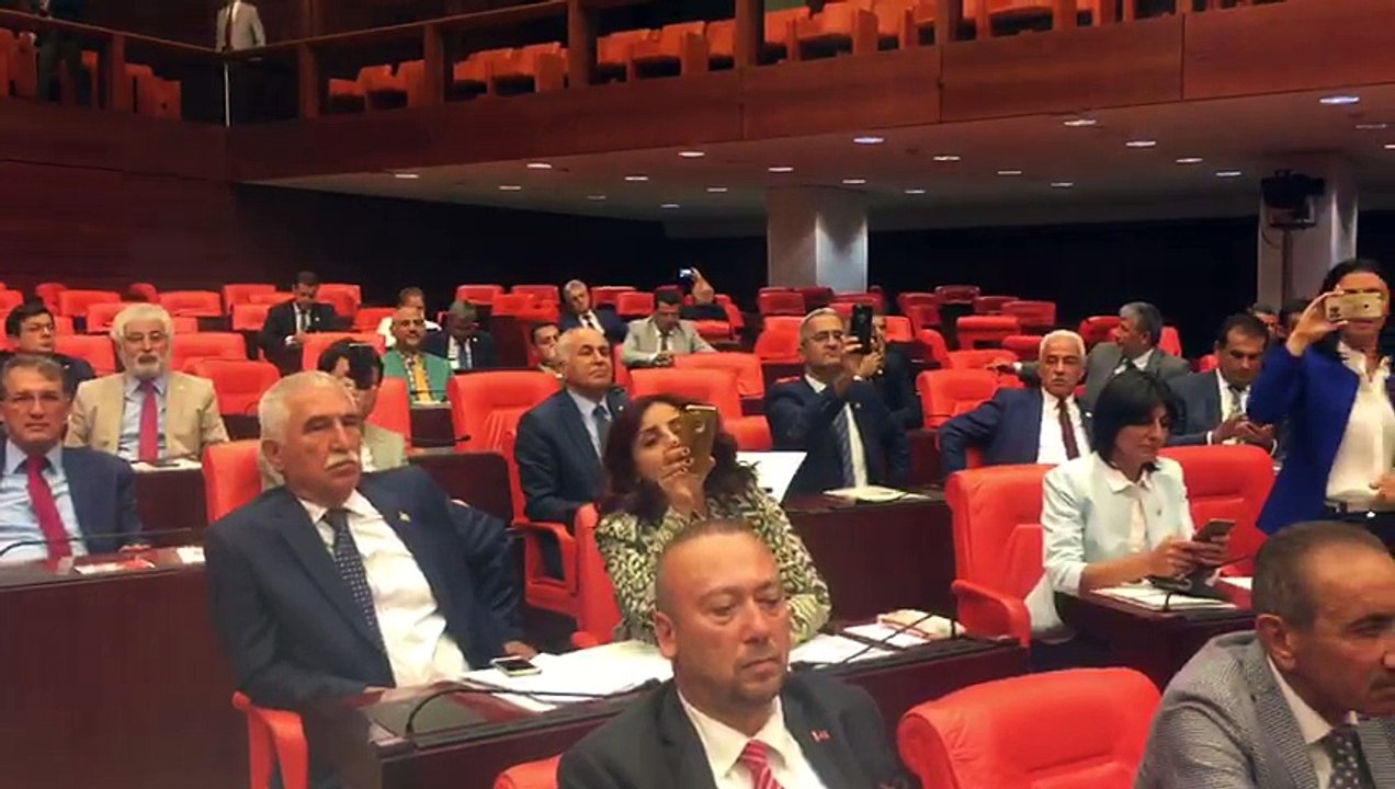 CHP milletvekilleri TBMM’de Adalet Nöbeti tuttu: Özgür Özel’in konuşması