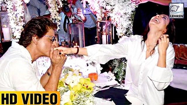 Shah Rukh KISS Anushka Publicly On A Romantic Dinner Date | 'Hawayein' Song Launch