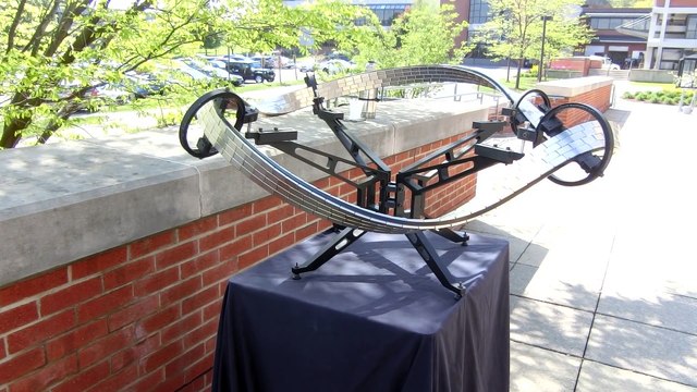 Superconducting Quantum Levitation on a 3π Möbius Strip