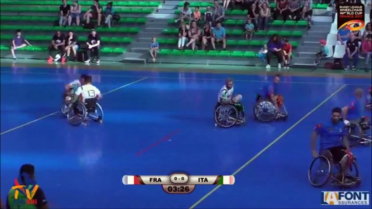Le XIII de France Fauteuil atomise l'Italie en demie