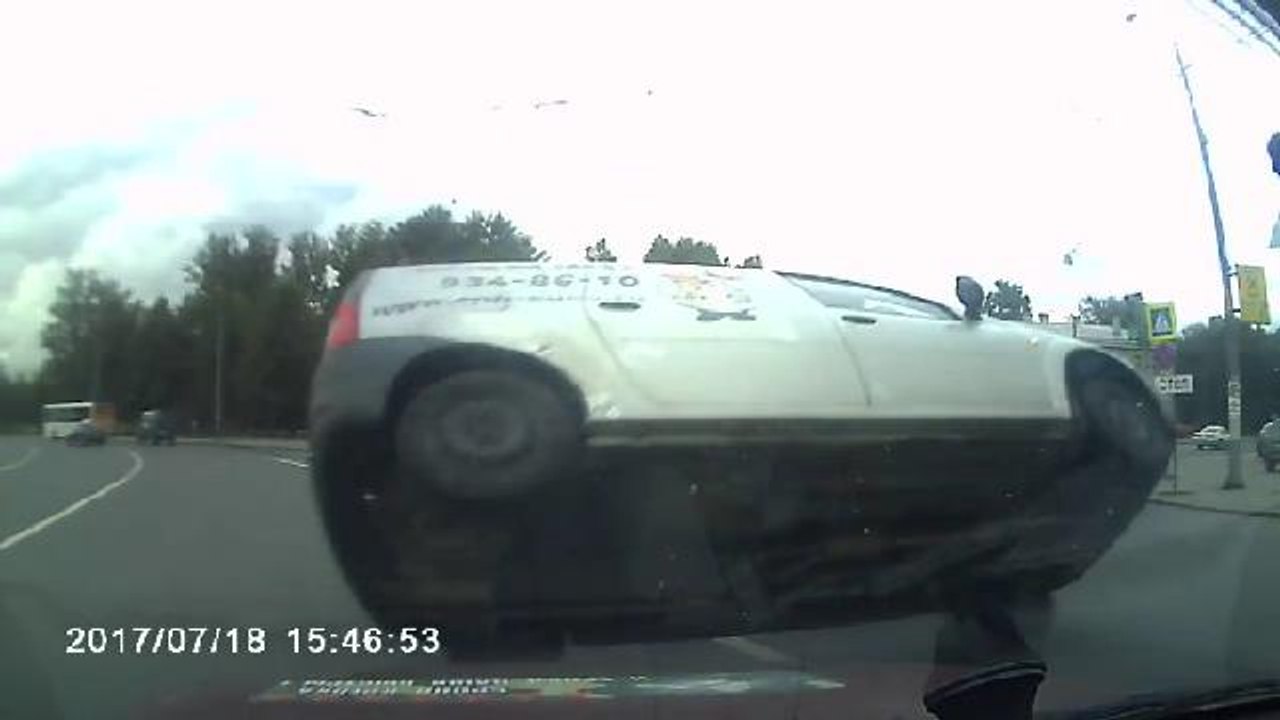 Compilation de crash et accidents de Voitures n°418 en HD