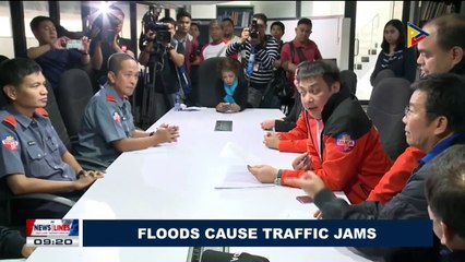 Floods cause traffic jams