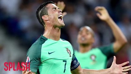 Cristiano Ronaldo Wants Seven Kids in All