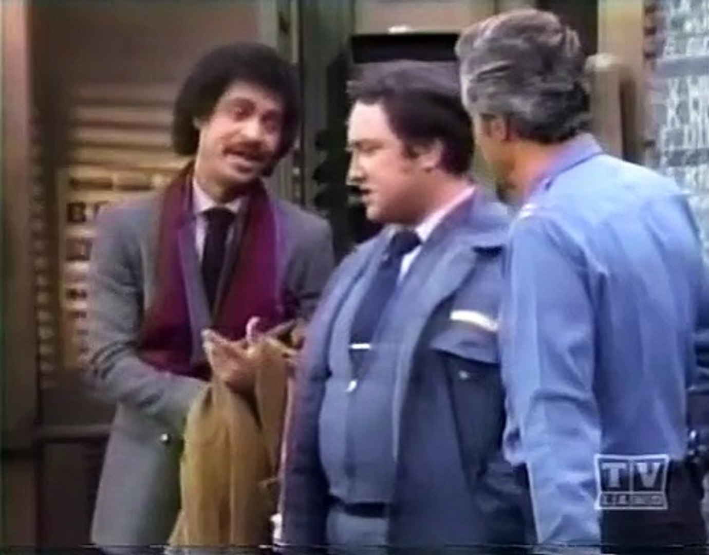 Barney Miller S06e17 Uniform Days Video Dailymotion