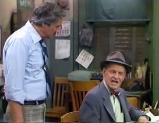 Barney Miller S07E19 Riot