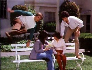 Bosom Buddies 1x07   Beauty and the Beasts