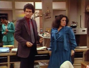 Bosom Buddies 1x19   Cahoots