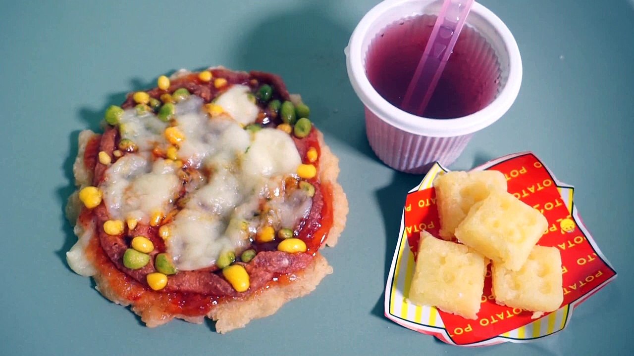 Giant pizza Miniatures making Kit