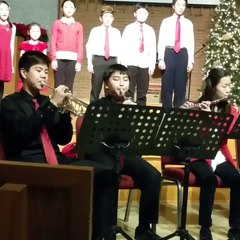 Sang Woo Hwang (Trumpet) Ding dong! Merrily on high