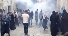 İsrail Polisi, Mescid-i Aksa'ya Giren Müslümanlara Saldırdı