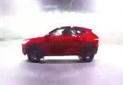 Mira el vídeo del record Guiness del Jaguar E-Pace en su vuelta de 270º