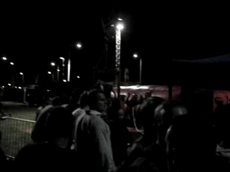 saut @ l'élastique de chpat @ la city parade mons 2007