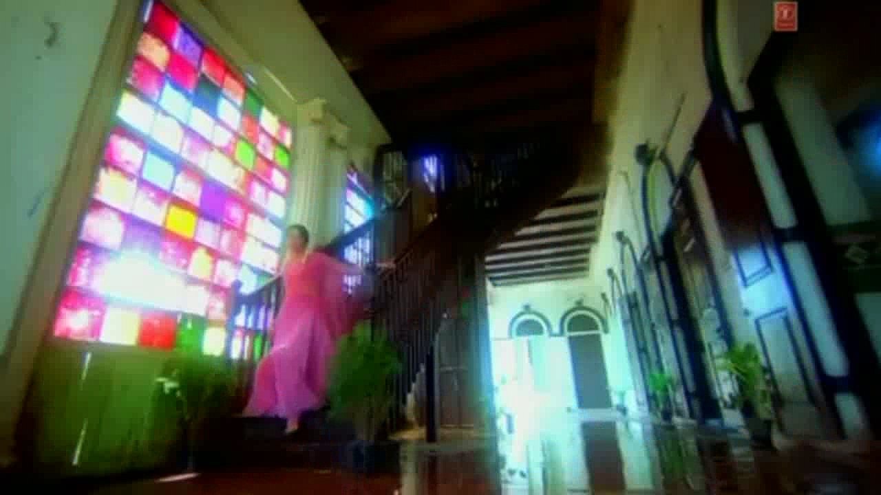 Ghoonghat Ko Mat Khol