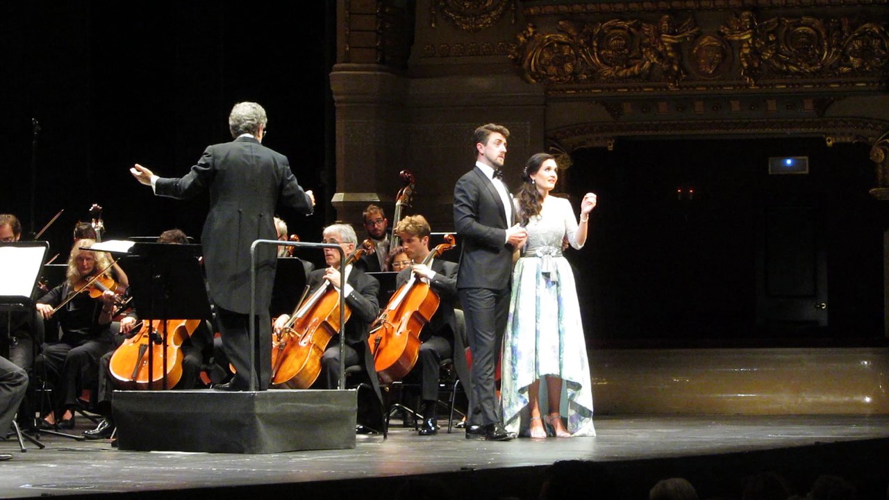 Ben Bliss & Vanessa Goicoetxea, 'Sieh dort den kleinen Pavillon', Die lustige Witwe (Lehár)