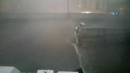 İstanbul'da Dün Hayatı Olumsuz Yönde Etkileyen Fırtına Böyle Geldi