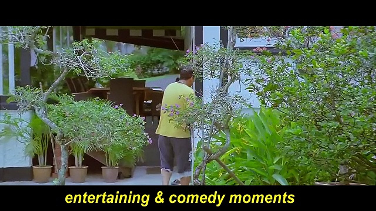 FUNNY AKSAHY KUMAR WORKING IN HOUSE AS NAUKAR