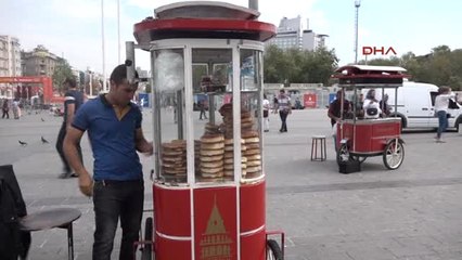 Taksim'deki Afetin Sembol Simitçisi "O Anları" Anlattı