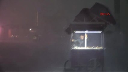 Taksim'deki Afetin Sembol Simitçisi O Anları Anlattı