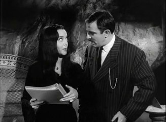 The Addams Family S02E08 Morticia the Writer