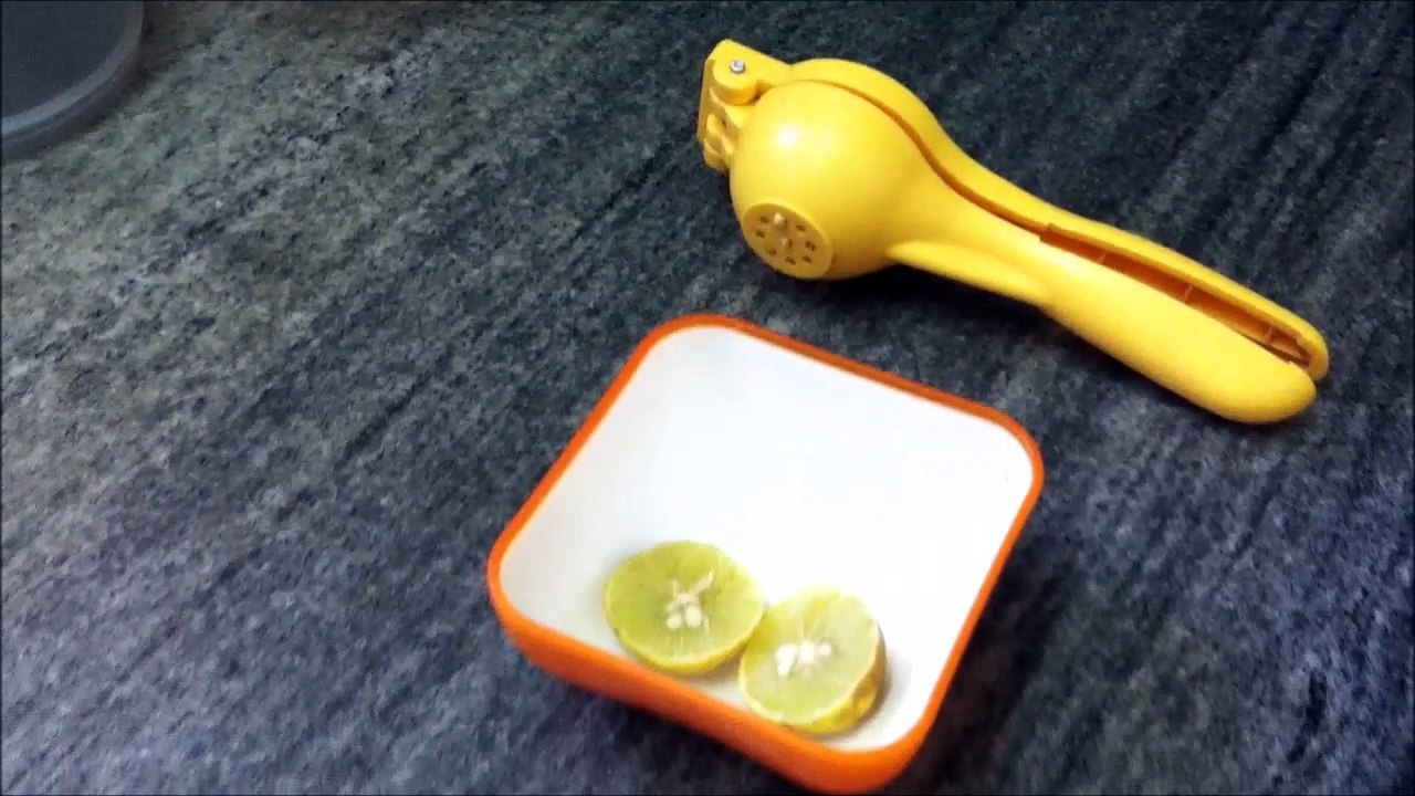 Home Remedy For Piles - In Hindi With English Subtitles