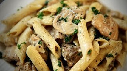 Tải video: Creamy Mushroom Chicken Pasta | Pasta Recipes | Italian Food | Chicken & Mushroom Pasta by Neelam